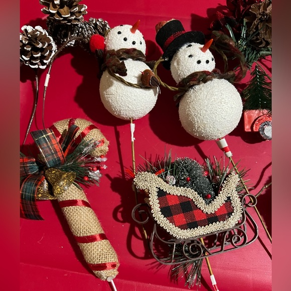 Rustic farmhouse wreath snowman sled picks bundle - Picture 2 of 3